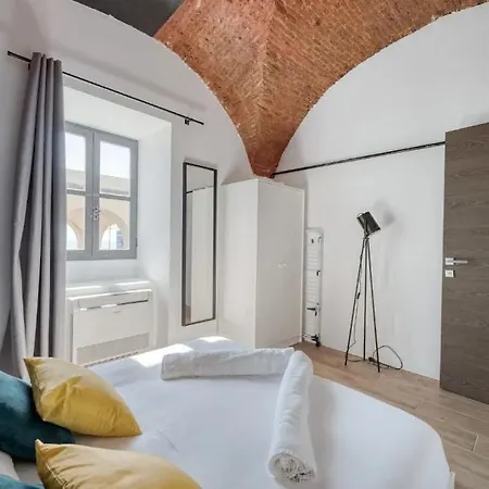 Superbe Appartement Au Coeur Du Vieux Nice ! Exterior foto